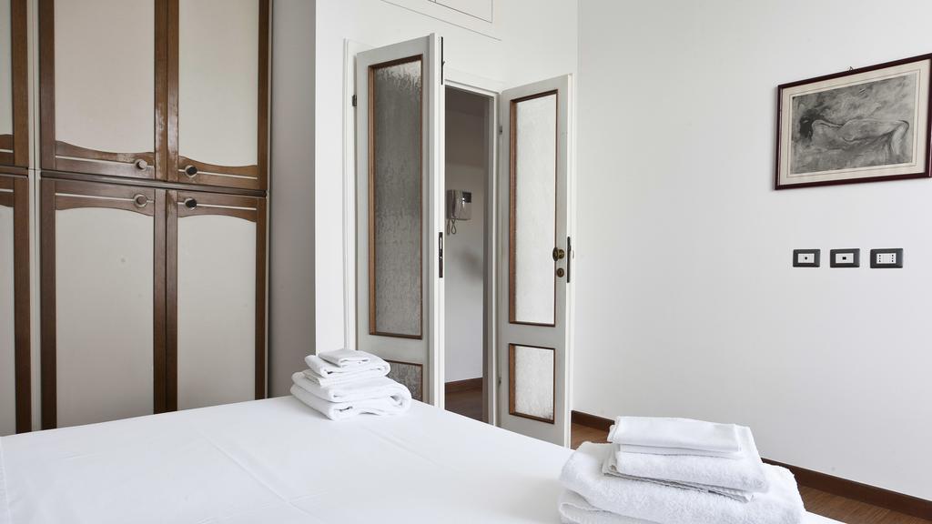 Italianway-Piazza Firenze Apartman Milánó Kültér fotó